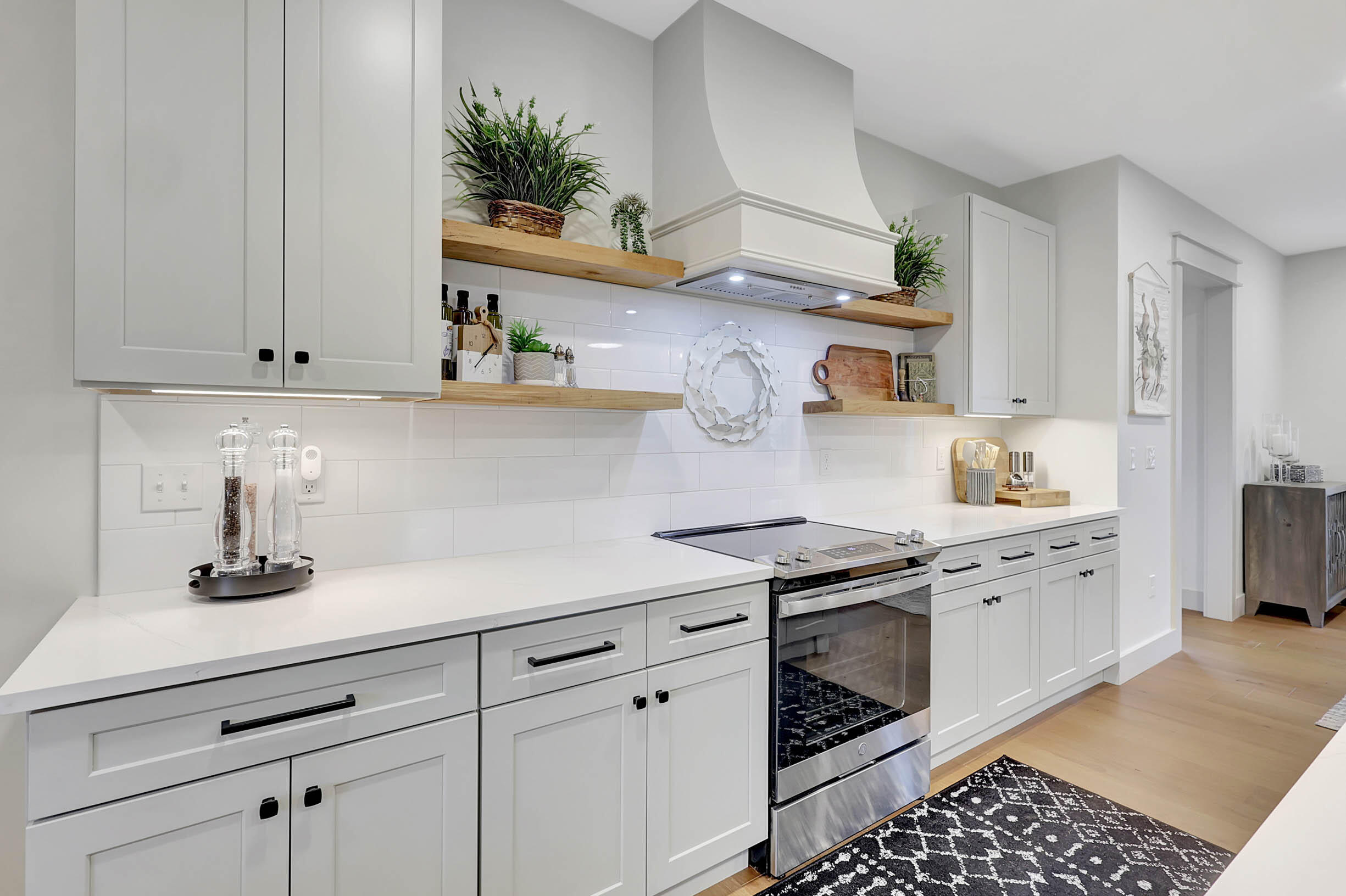 180 Banberry Drive SW, McDonald