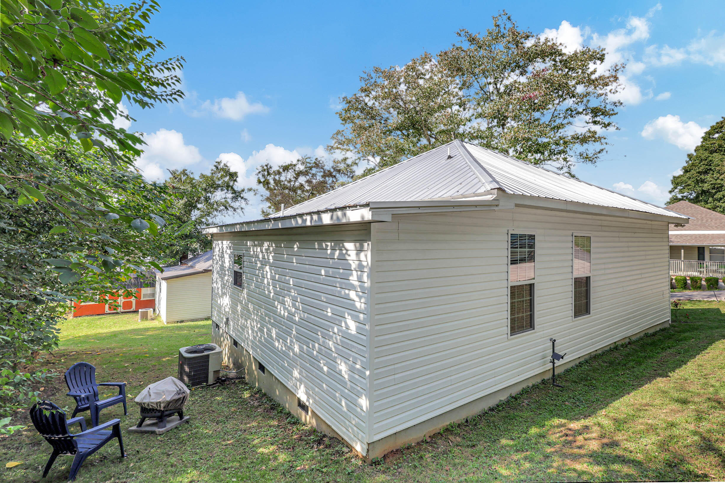 90 Echota 4th Street