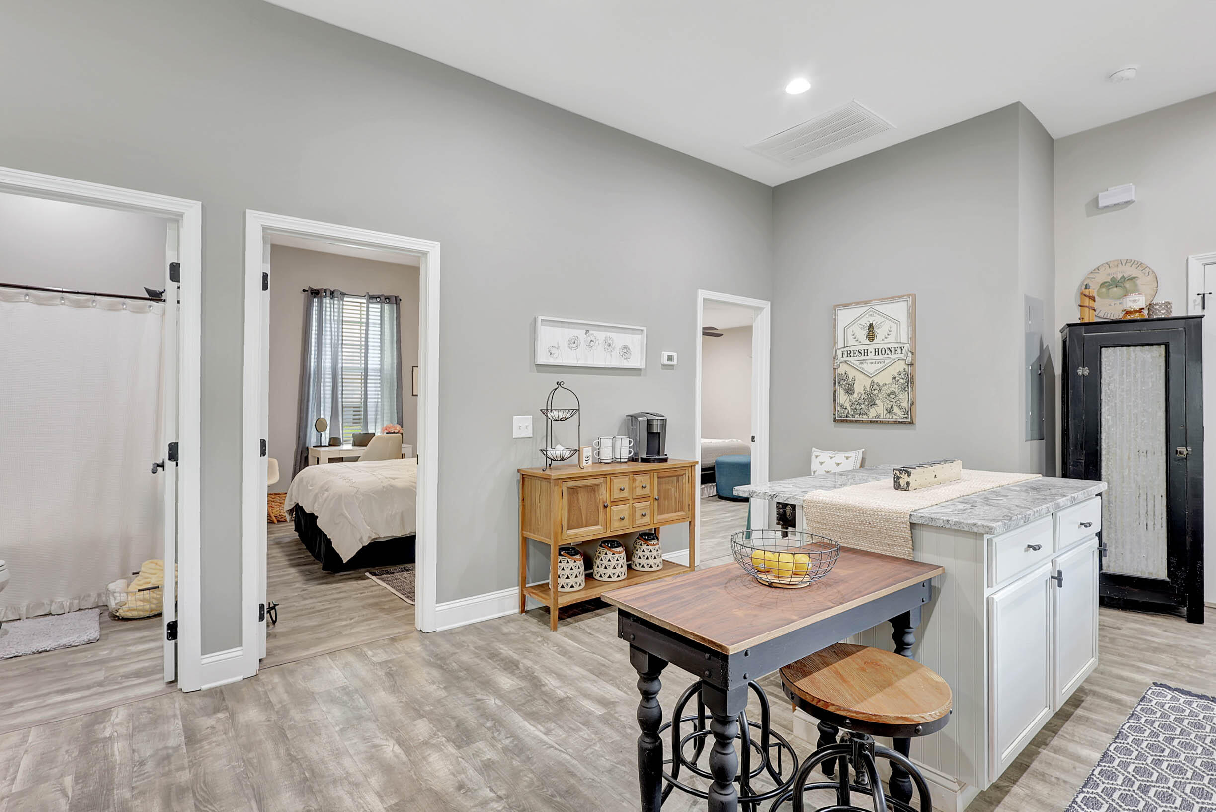 90 Echota 4th Street