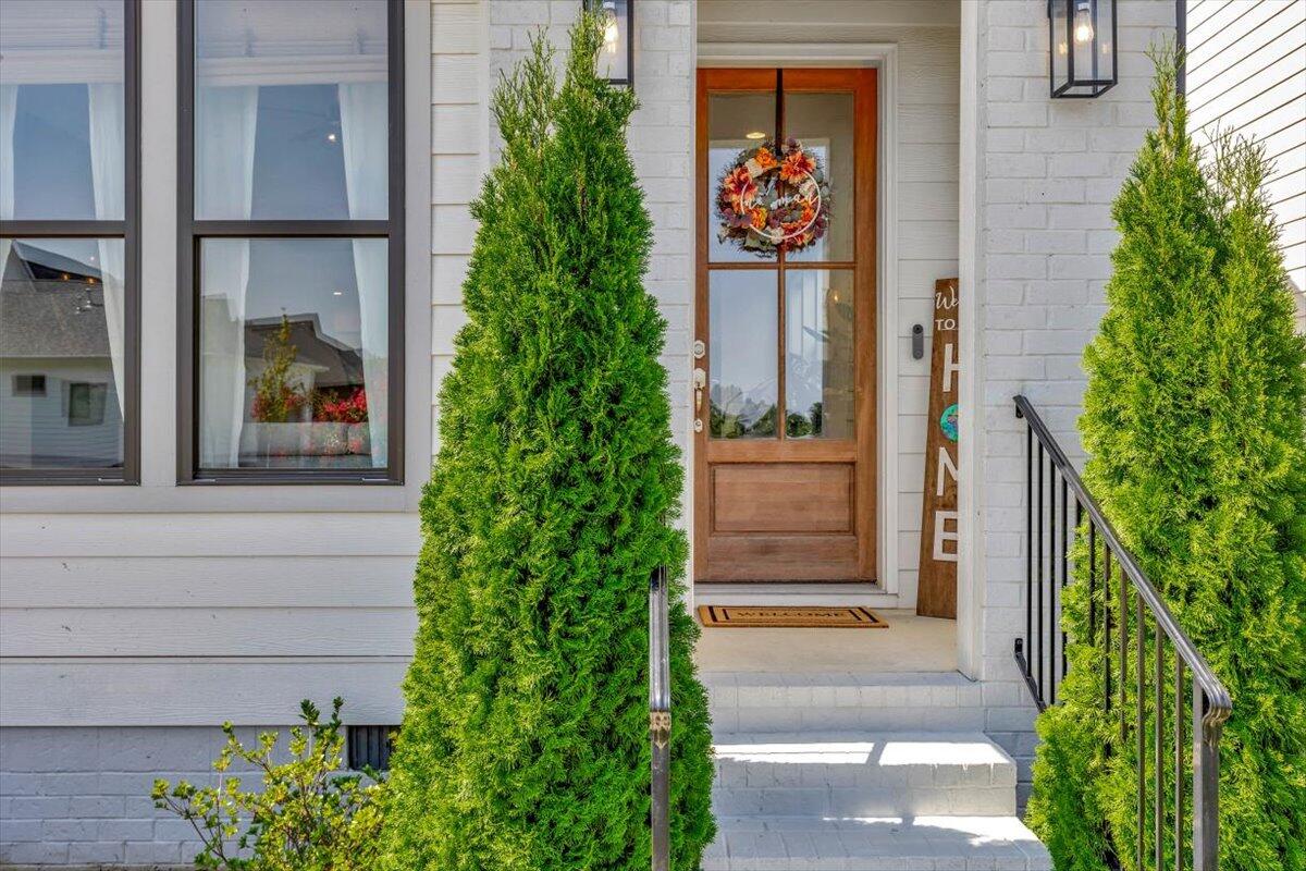 4129 Barnsley Loop