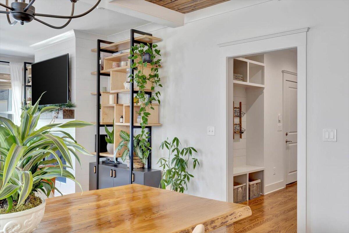 4129 Barnsley Loop