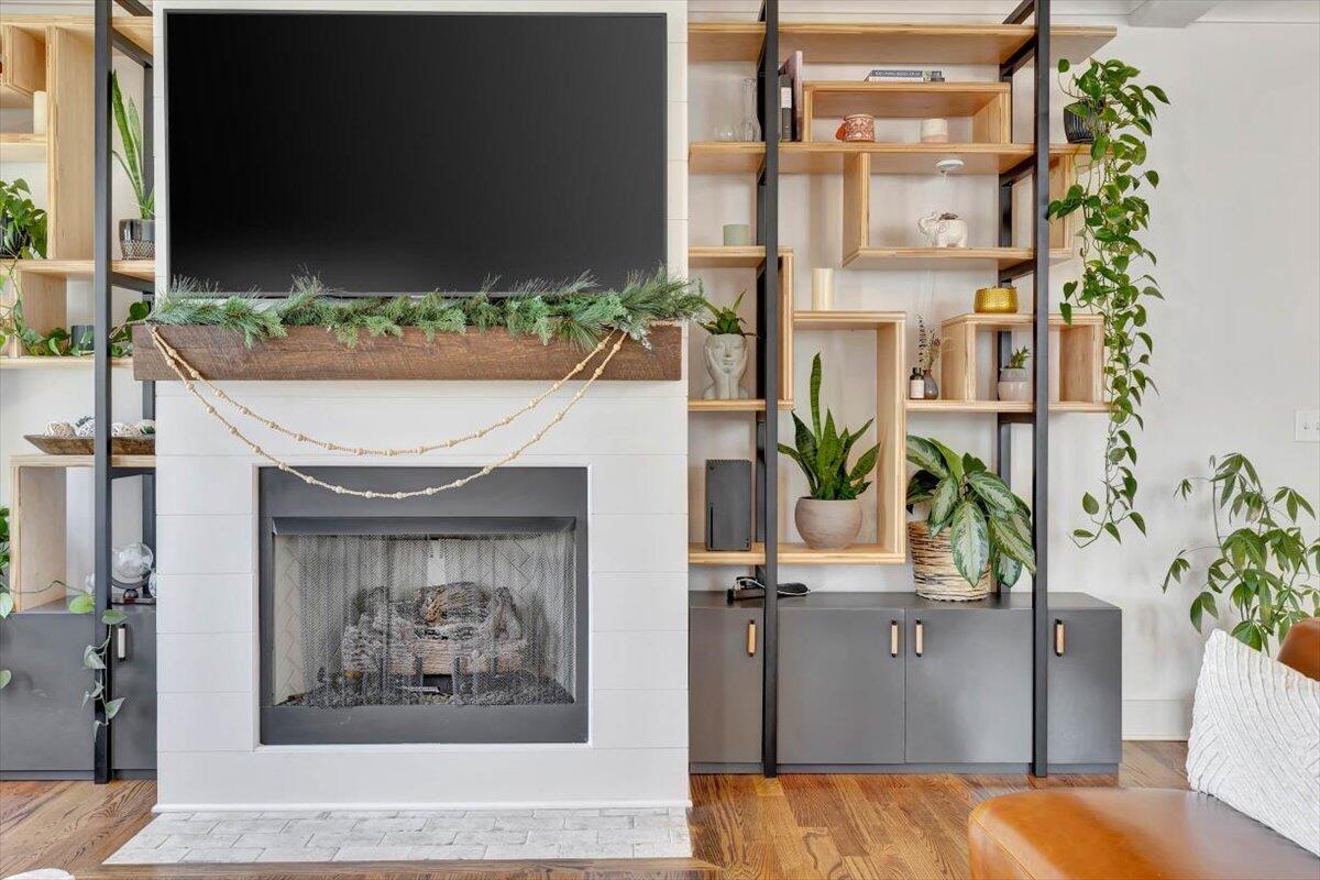 4129 Barnsley Loop