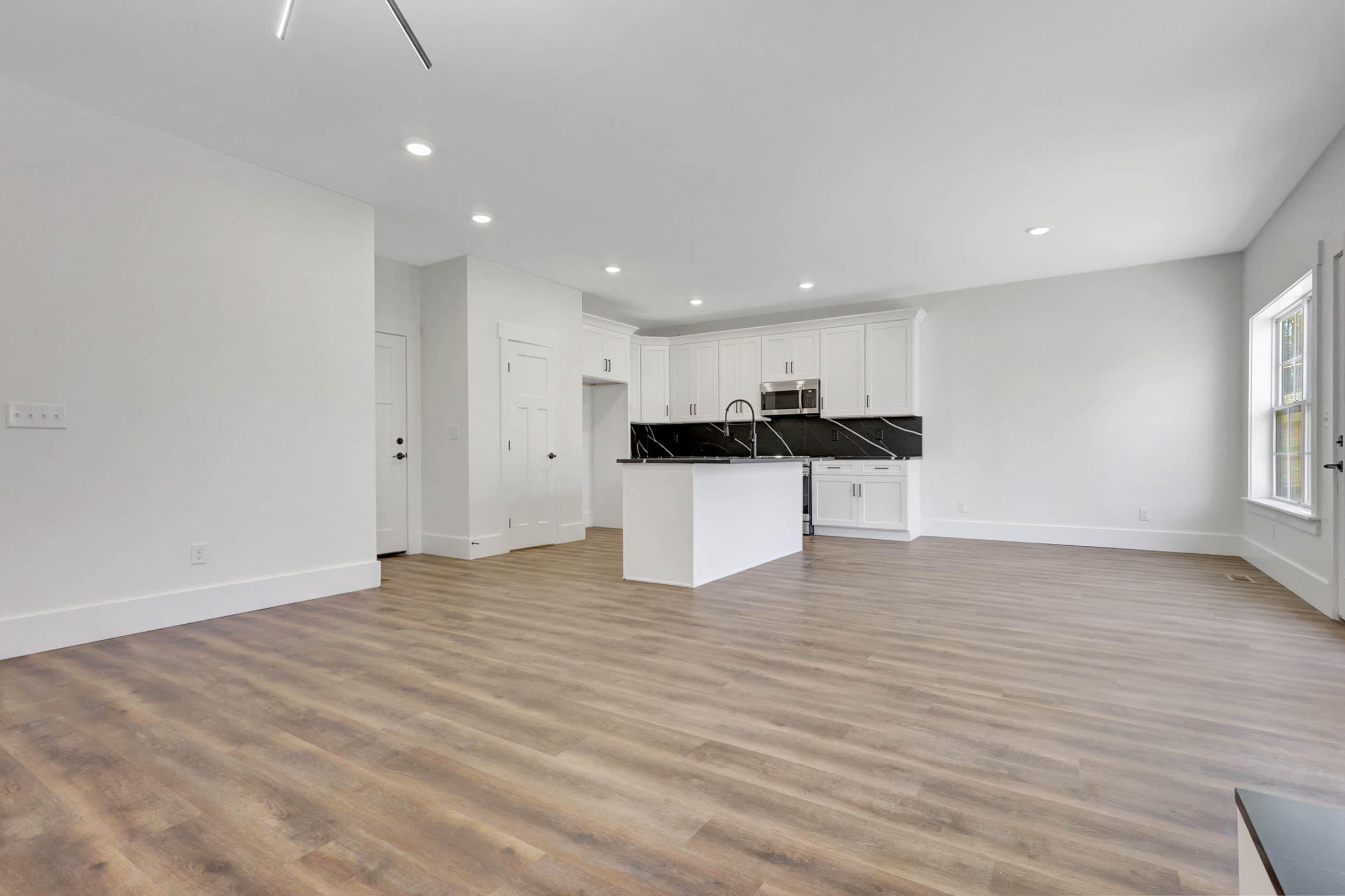 7592 Grasshopper Road