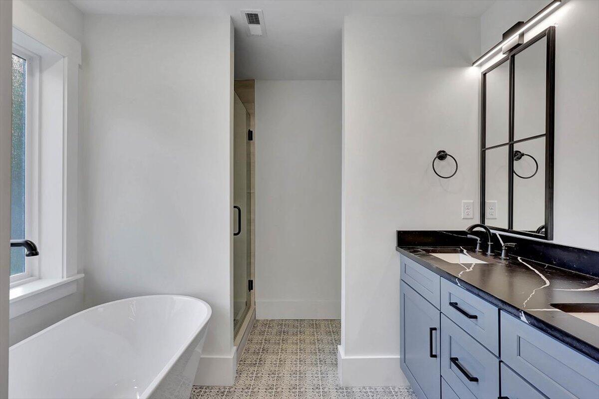 7592 Grasshopper Road