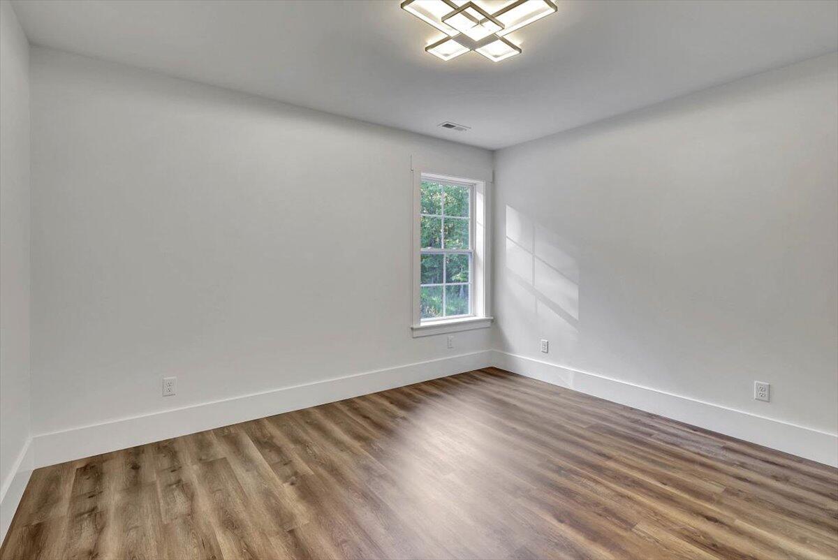 7592 Grasshopper Road