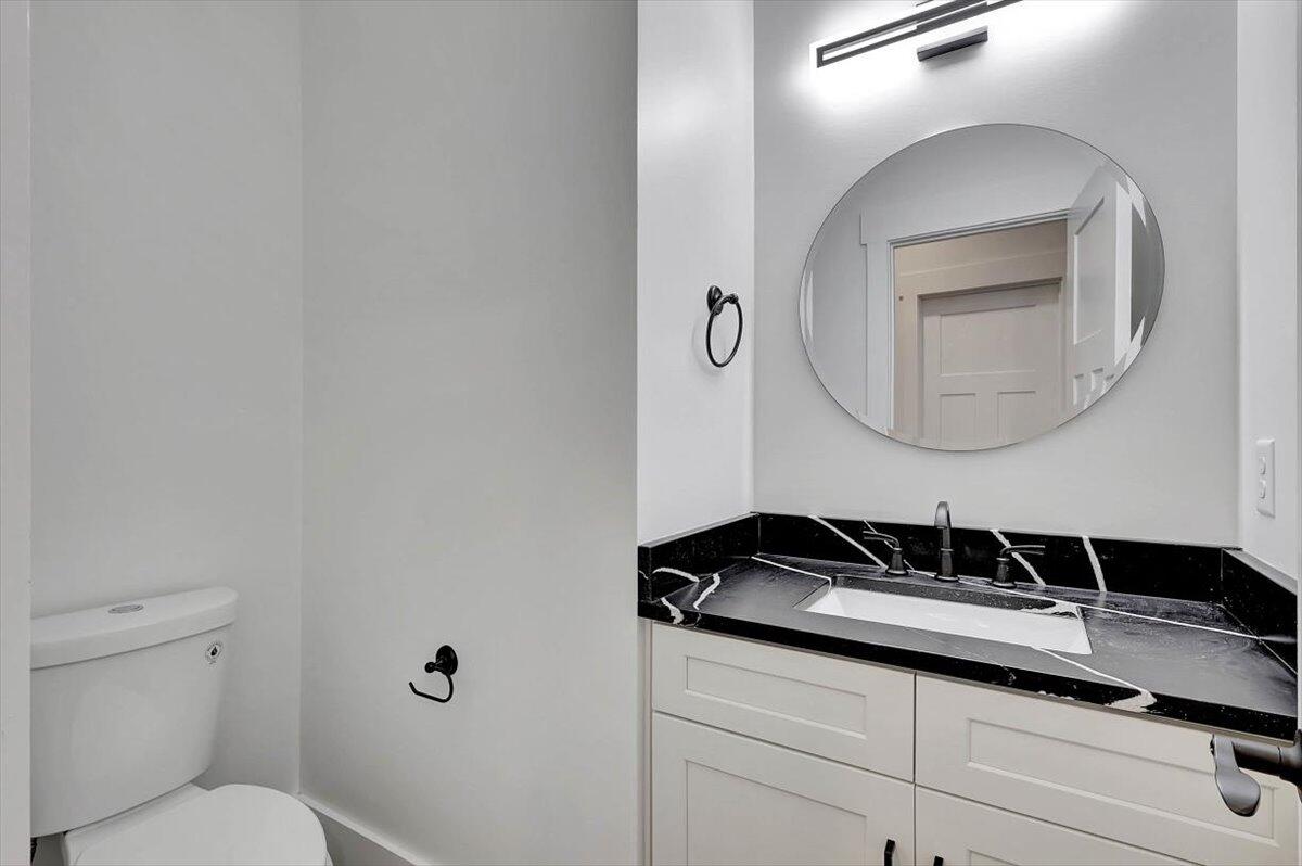 7592 Grasshopper Road