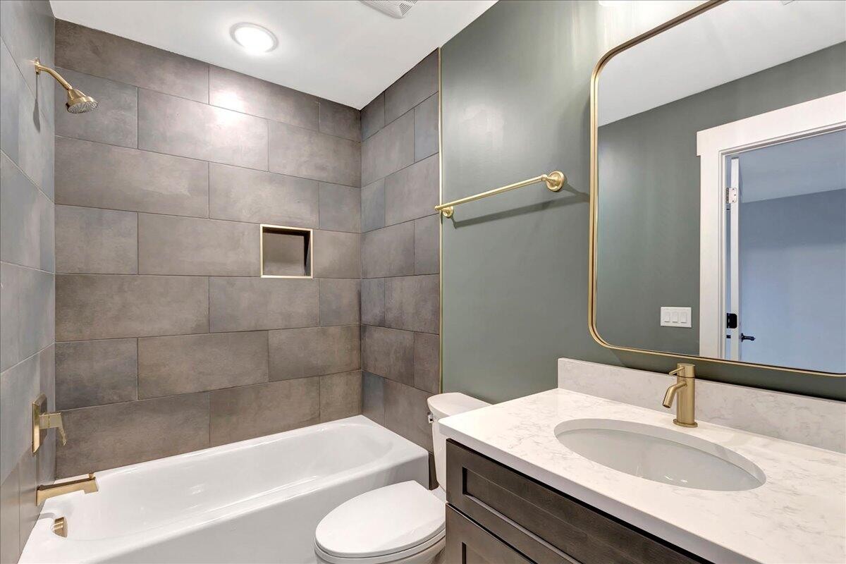 8123 Sir Oliphant Way Unit: Lot #23