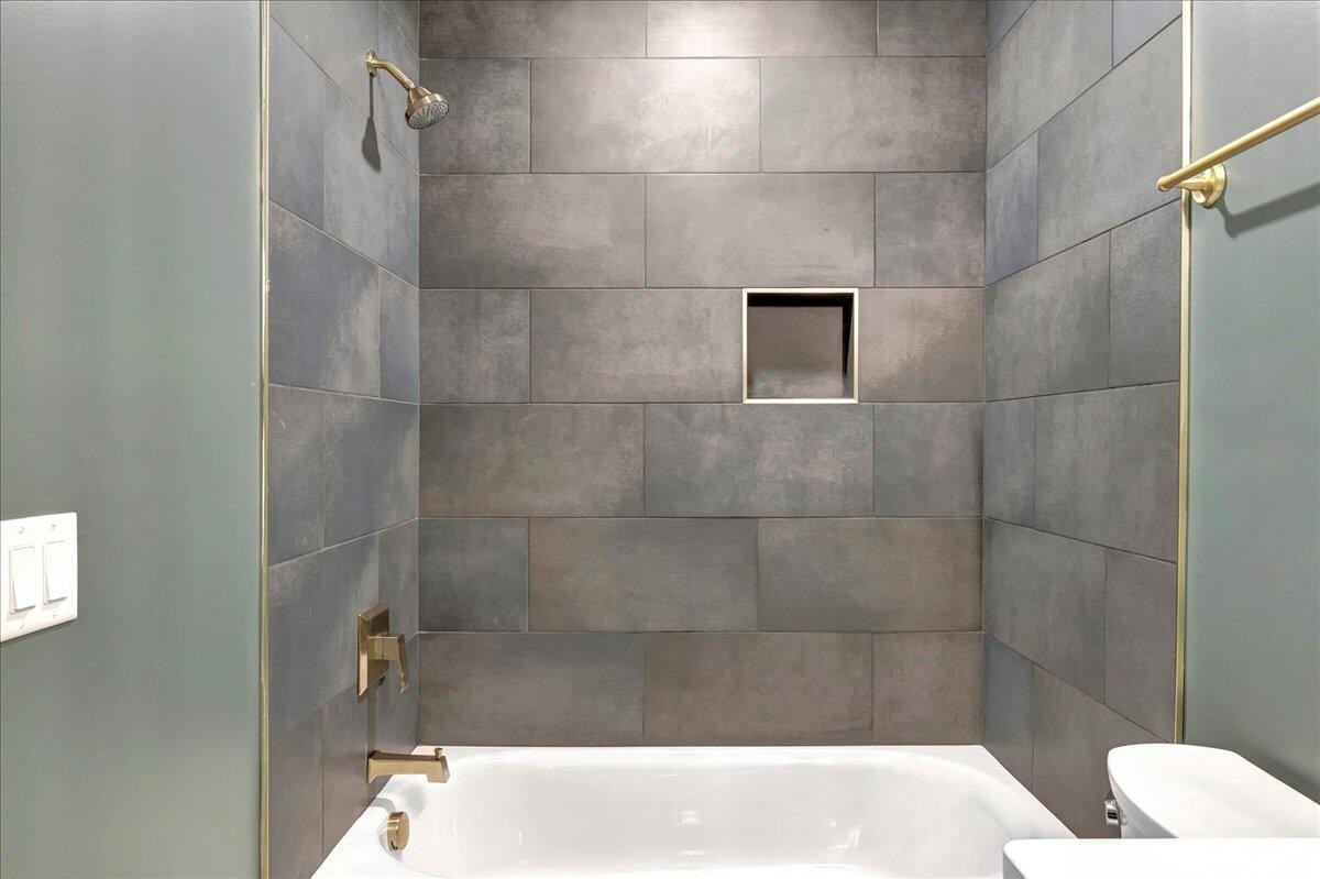 8123 Sir Oliphant Way Unit: Lot #23