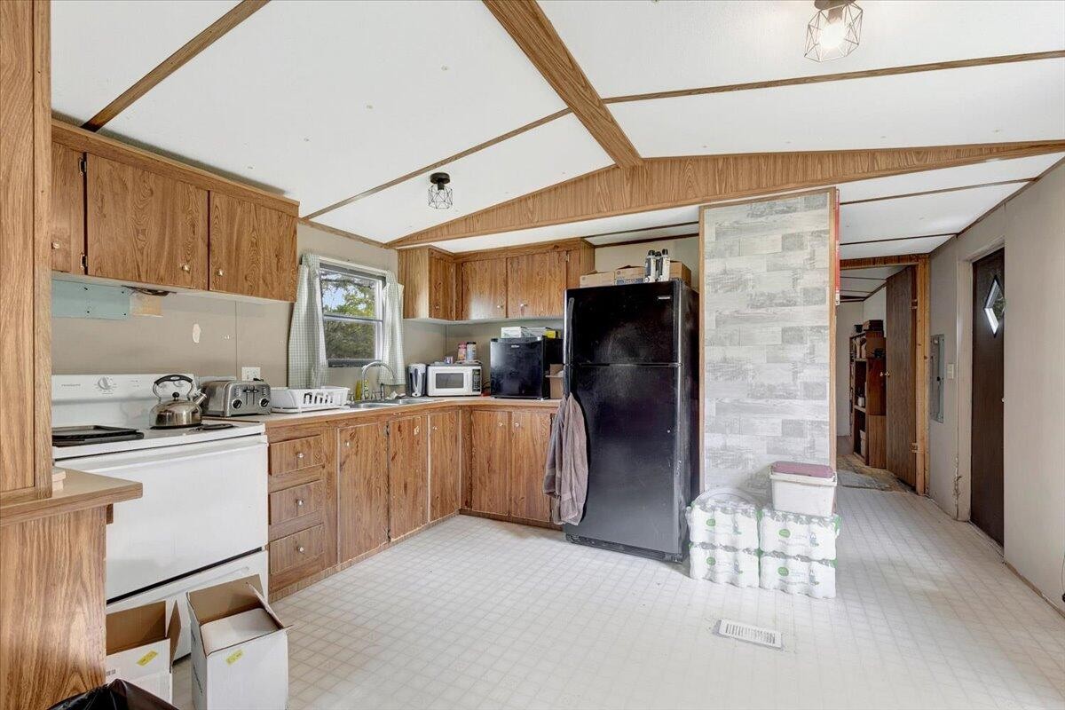 325 Hugh Allison Road