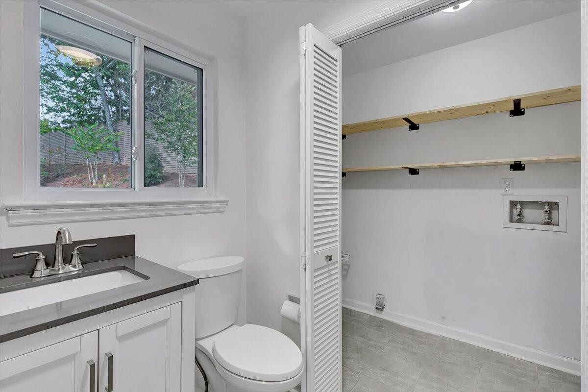 5303 Inlet View Lane