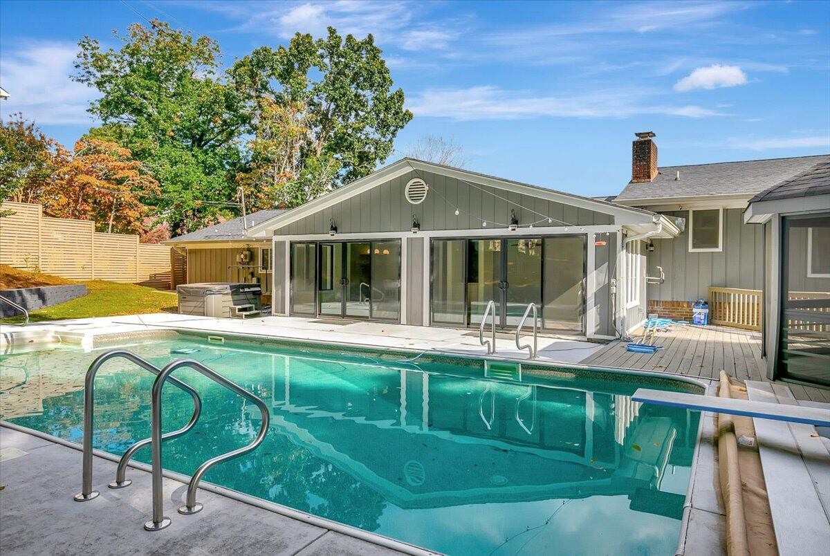 5303 Inlet View Lane