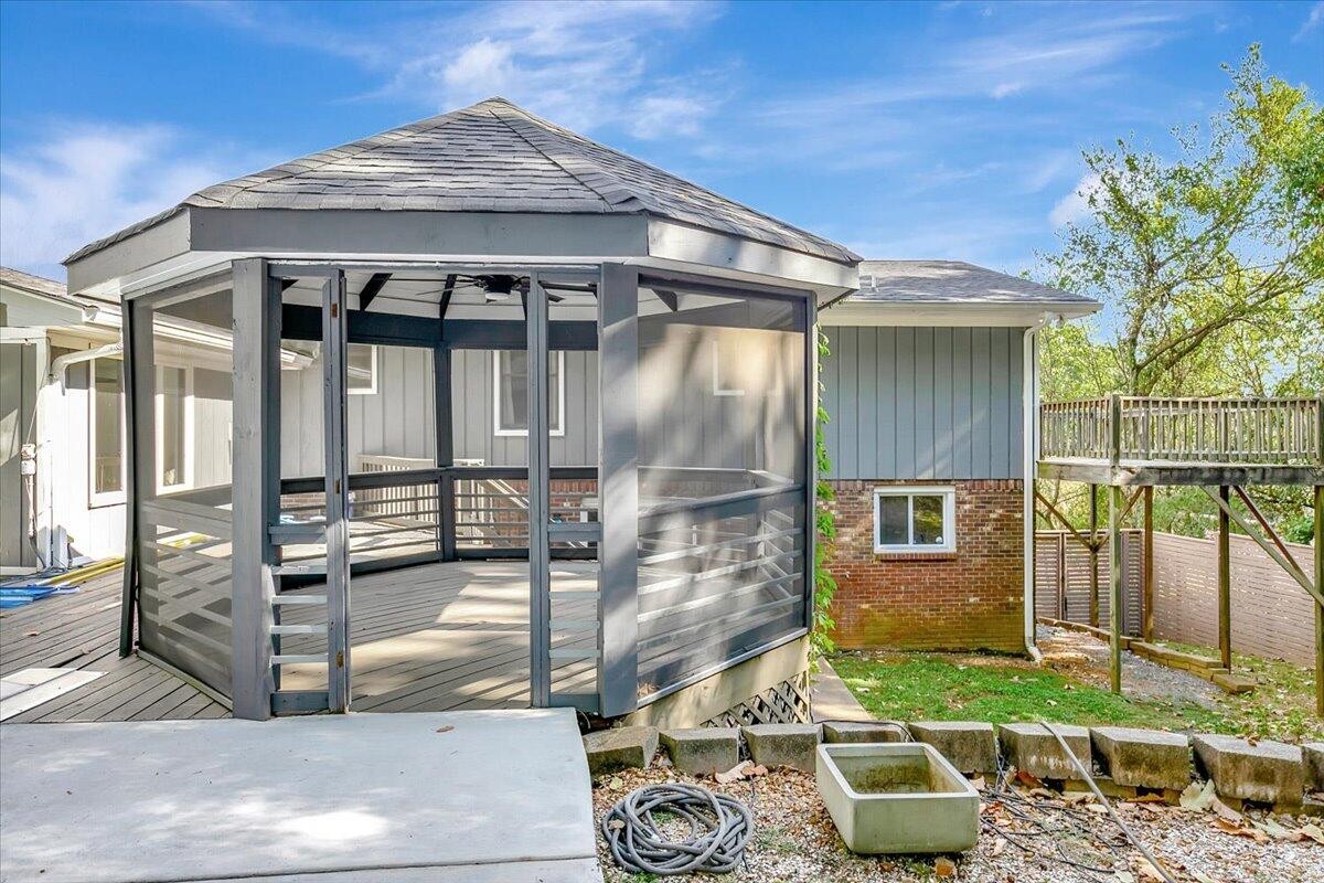 5303 Inlet View Lane