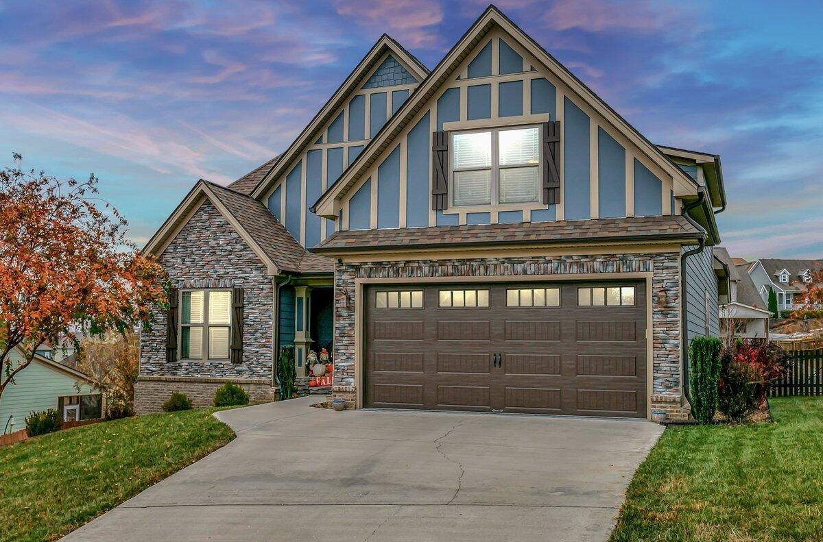 8111 Burgundy Circle