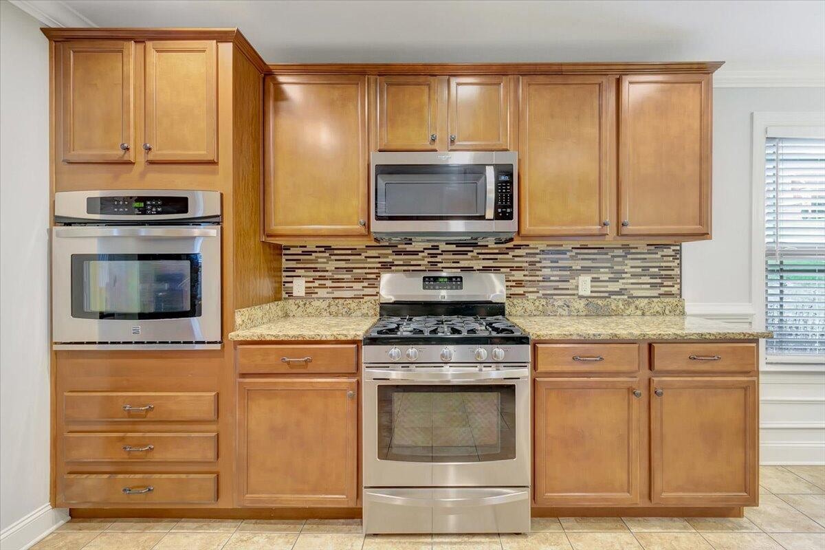 8111 Burgundy Circle