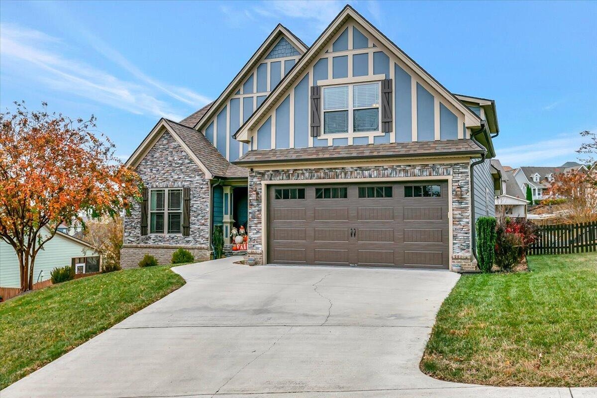 8111 Burgundy Circle