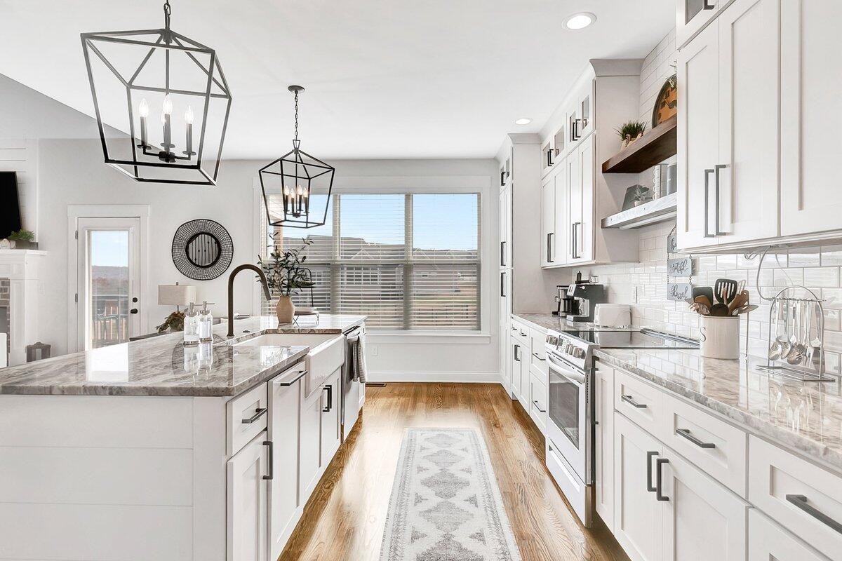 9215 Sir Charles Court