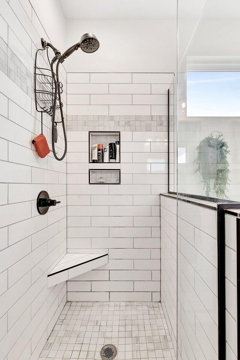 9215 Sir Charles Court