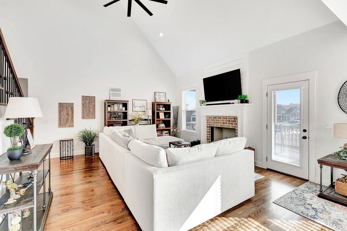 9215 Sir Charles Court