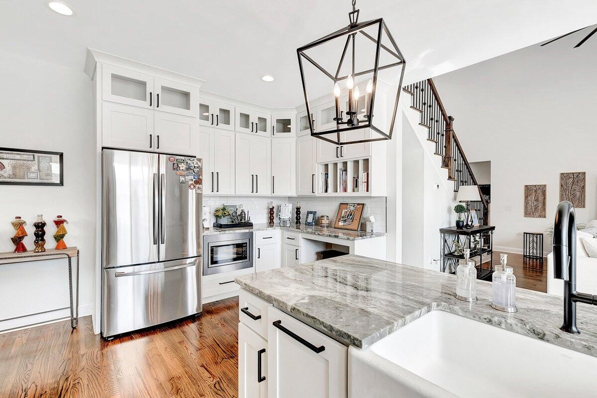 9215 Sir Charles Court