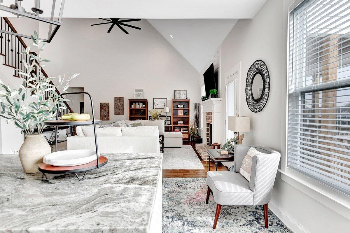 9215 Sir Charles Court