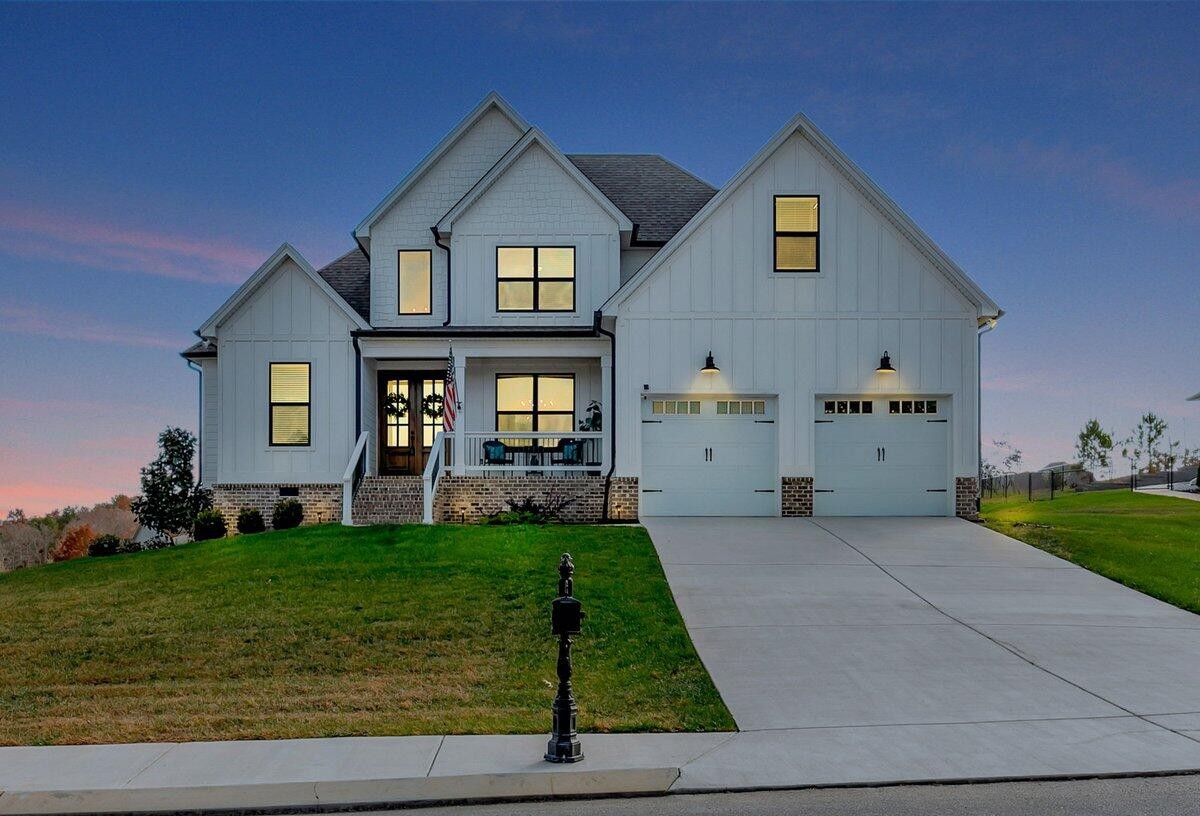 9215 Sir Charles Court