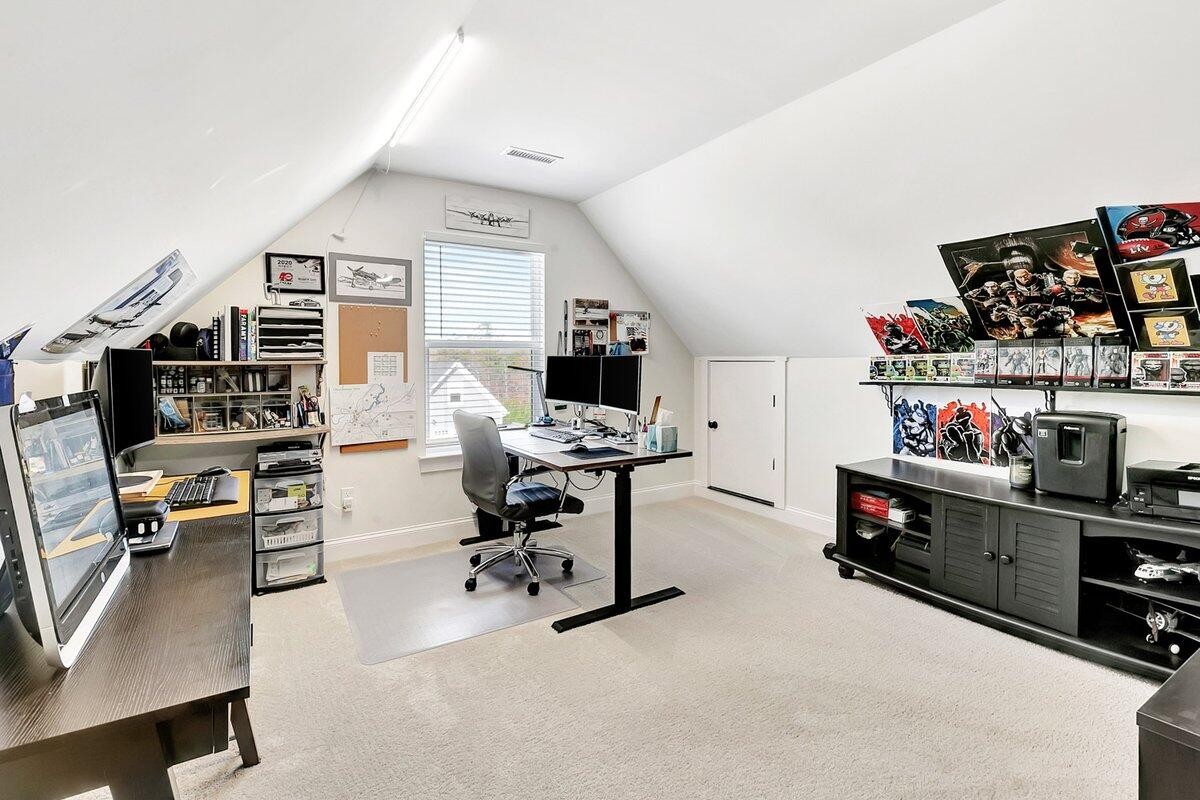 9215 Sir Charles Court