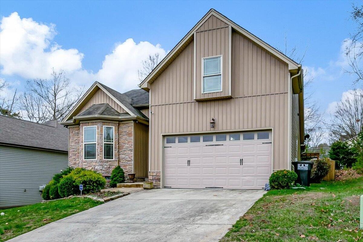 8591 Maple Valley Drive