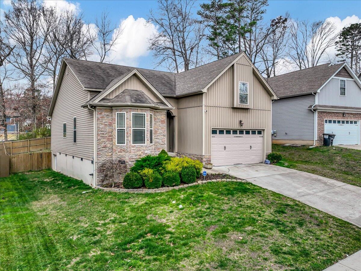 8591 Maple Valley Drive