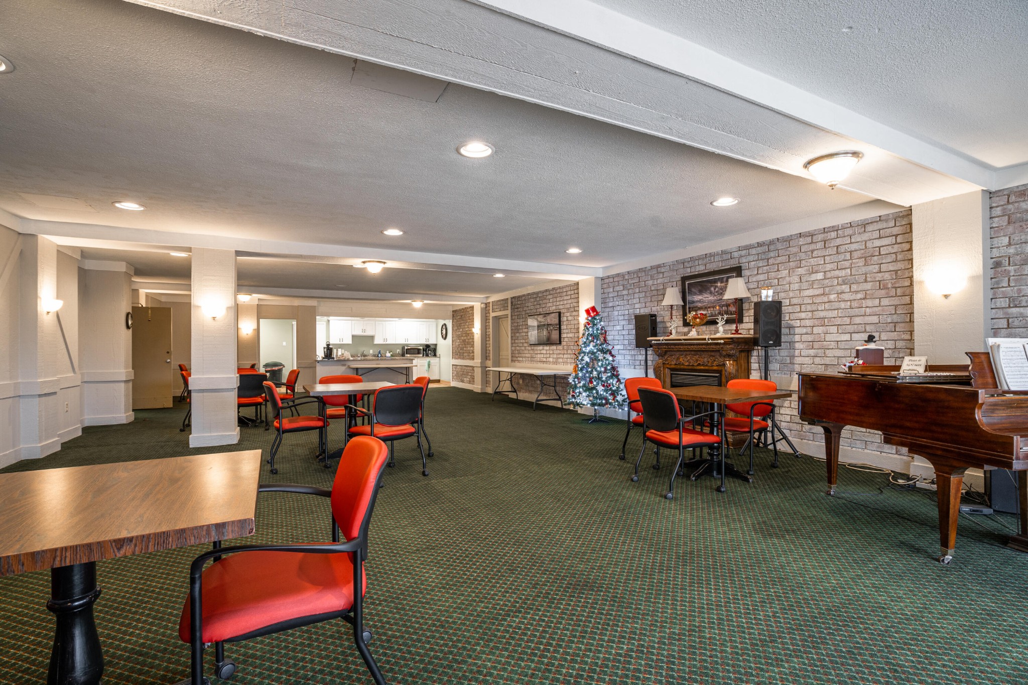 1414 Continental Drive Unit: 607