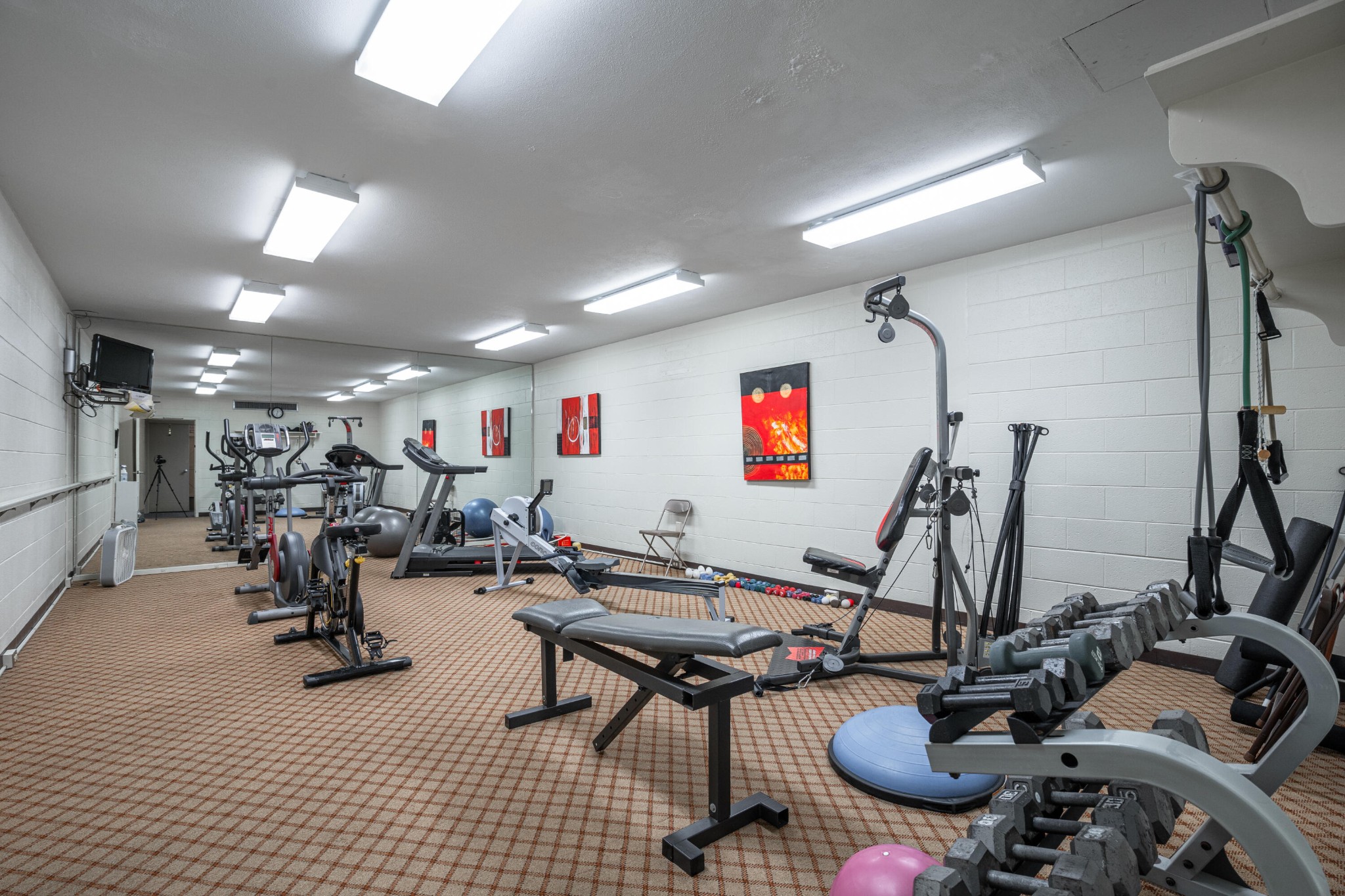 1414 Continental Drive Unit: 607