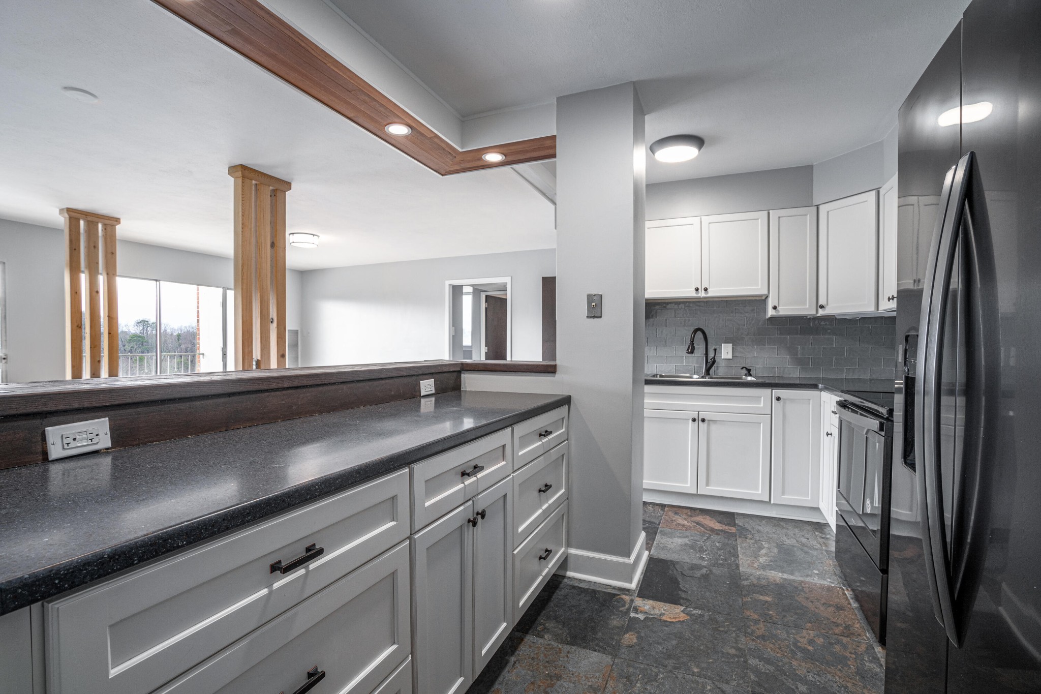 1414 Continental Drive Unit: 607