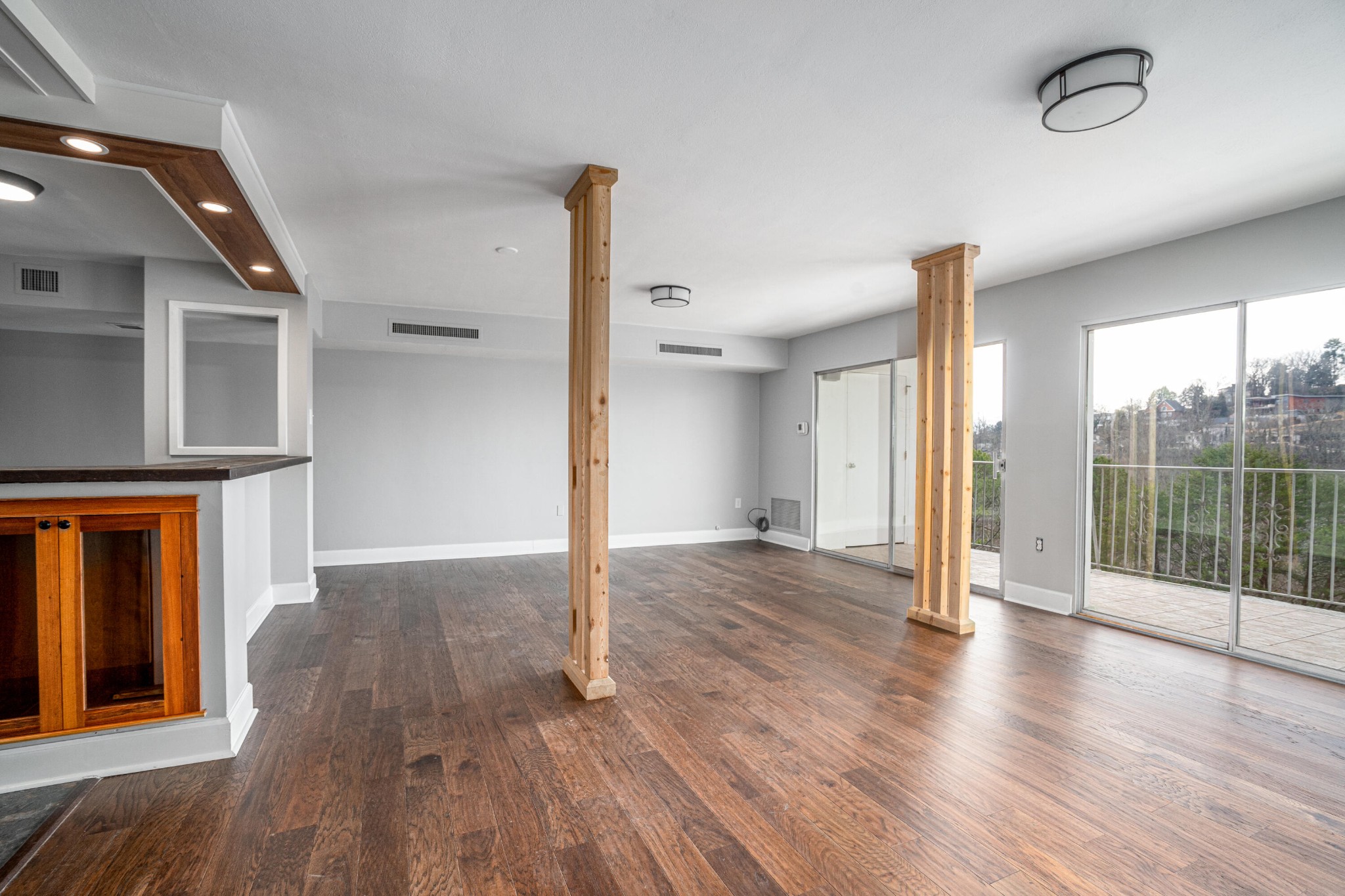 1414 Continental Drive Unit: 607