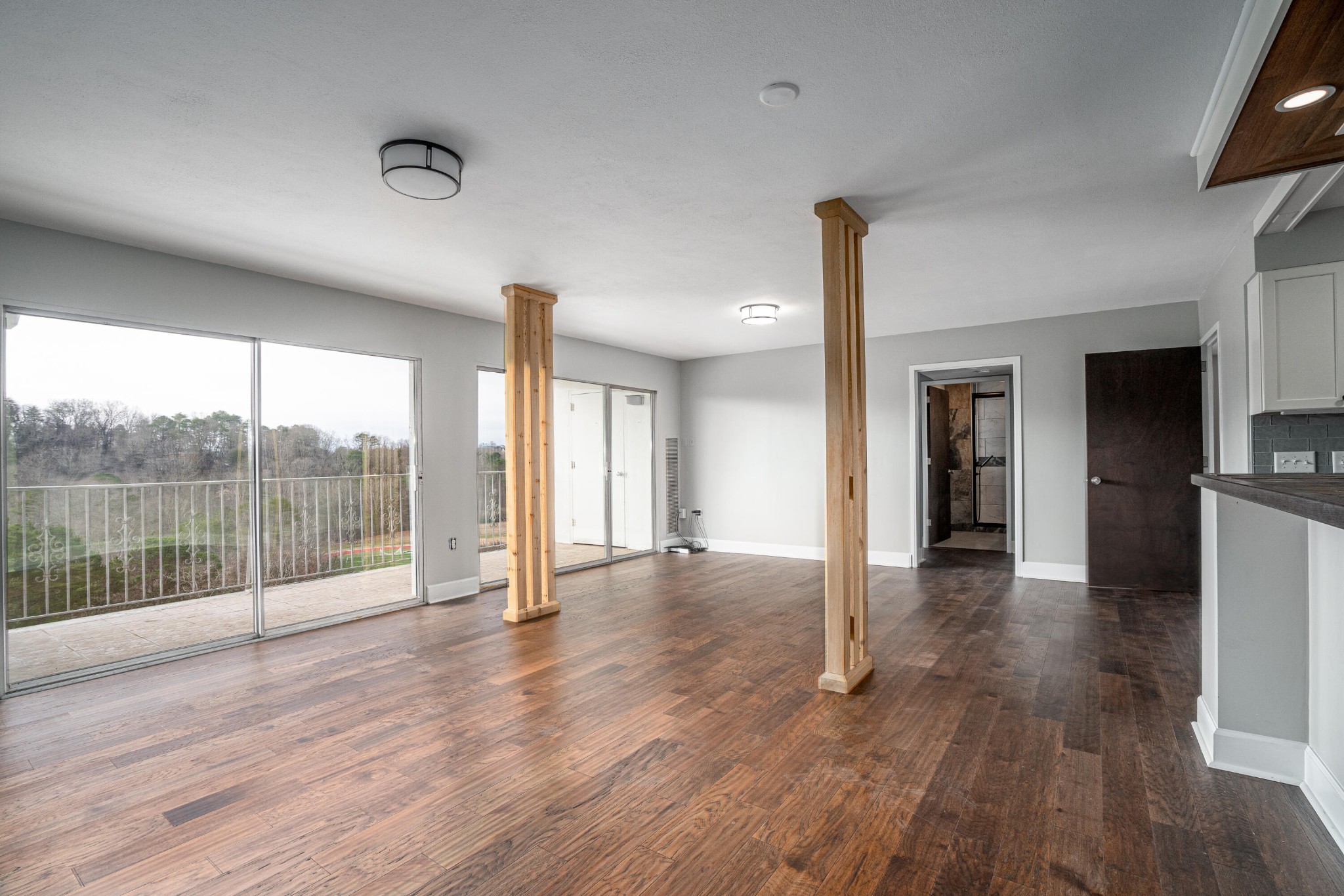 1414 Continental Drive Unit: 607