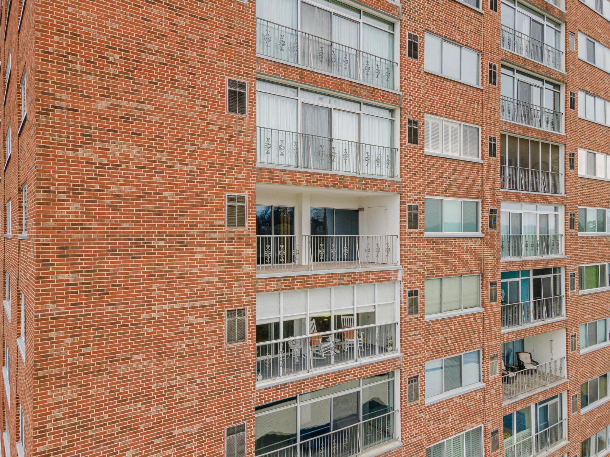 1414 Continental Drive Unit: 607