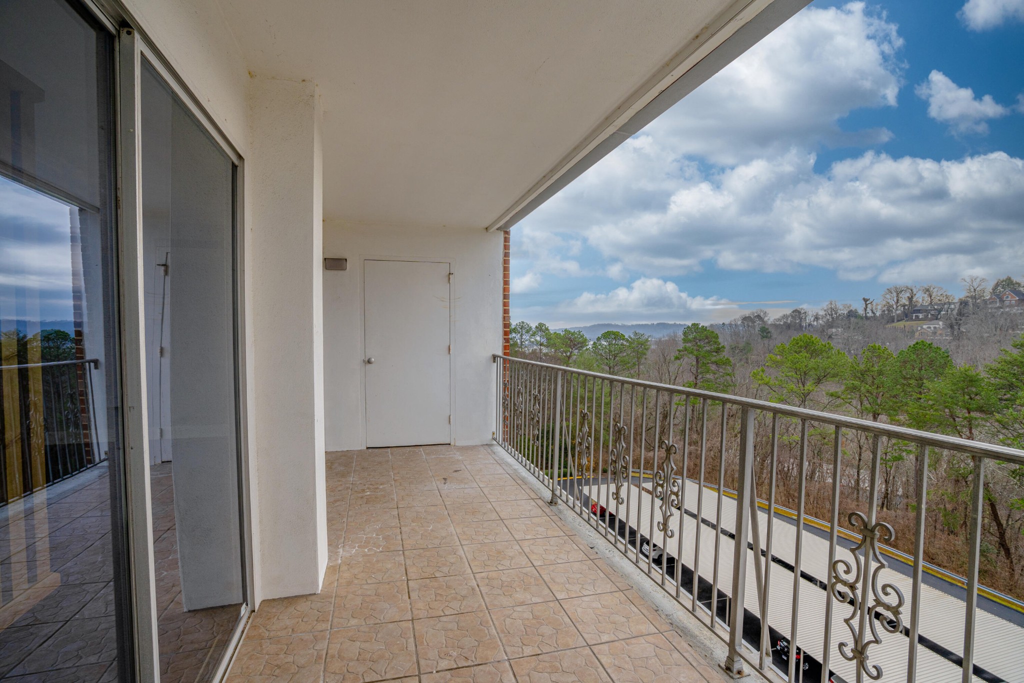 1414 Continental Drive Unit: 607