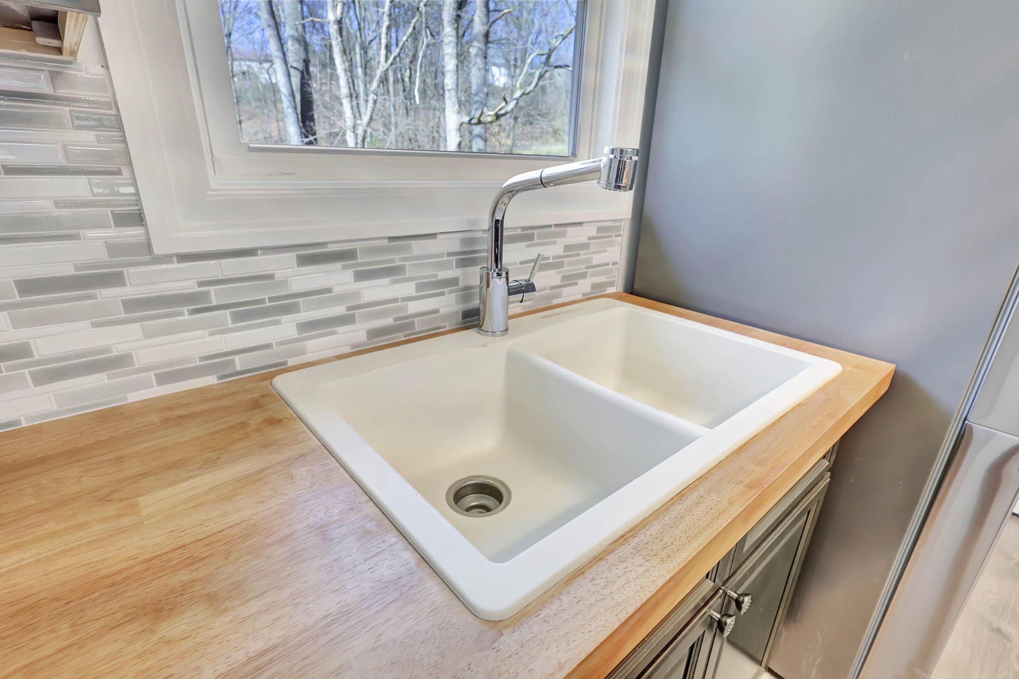 1025 Whisperwood Trail, NE