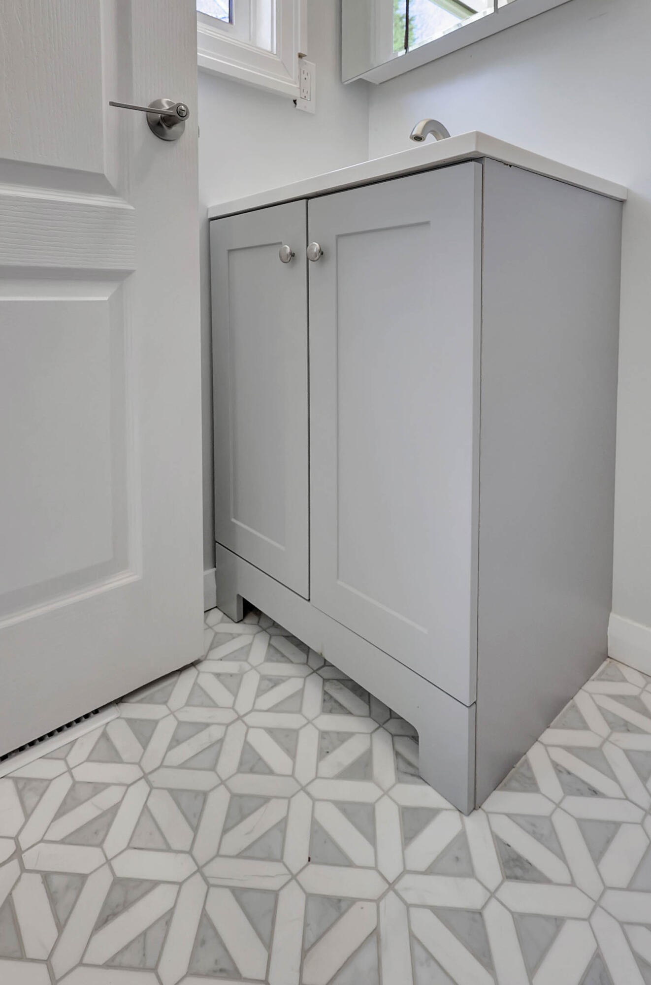 1025 Whisperwood Trail, NE