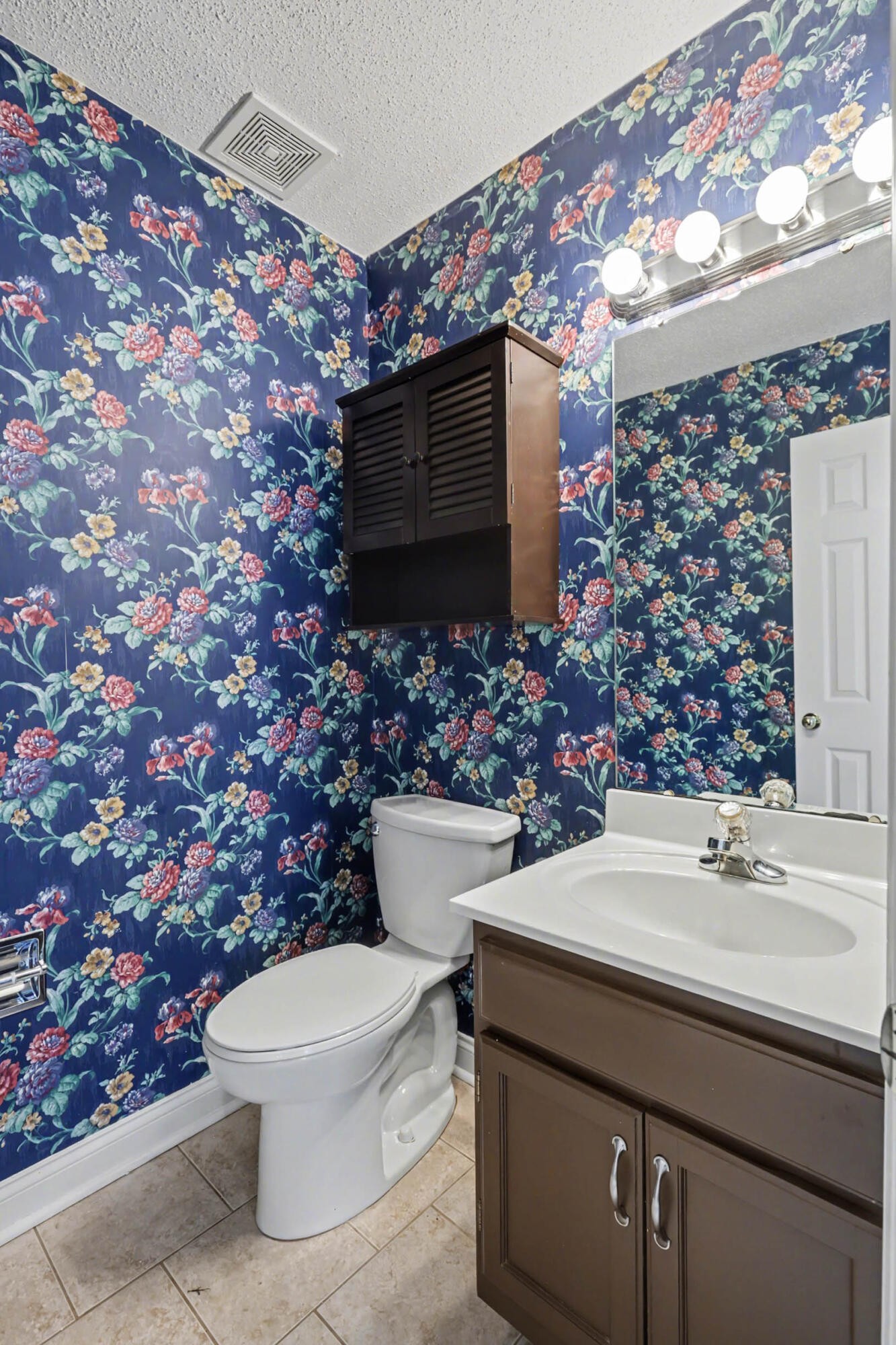 6708 White Tail Drive