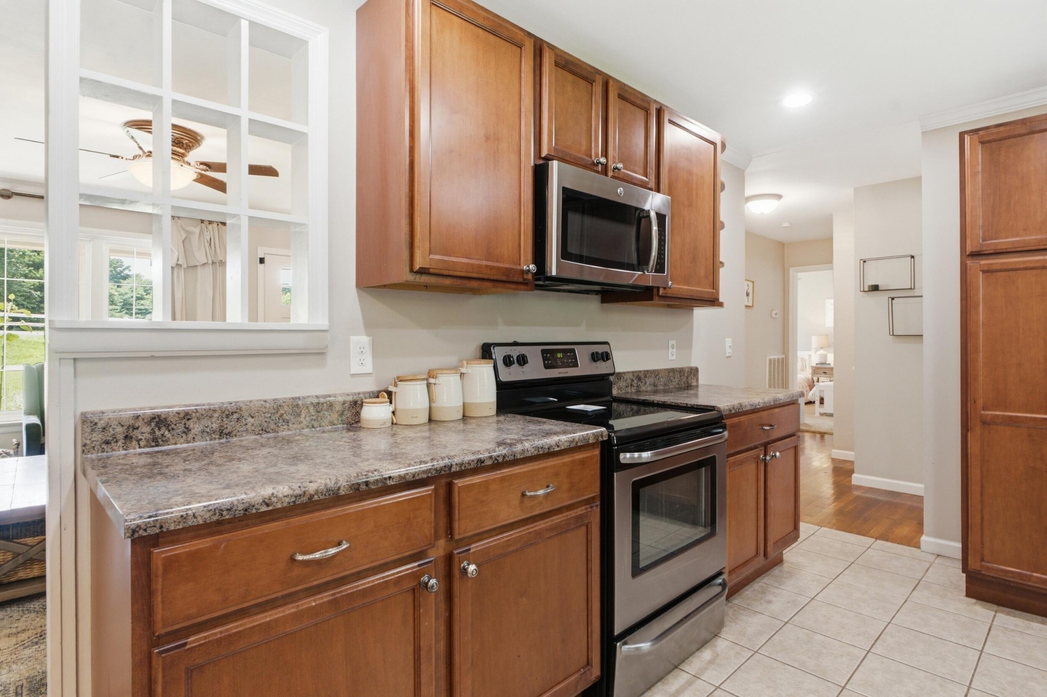 9417 Bennie Lane