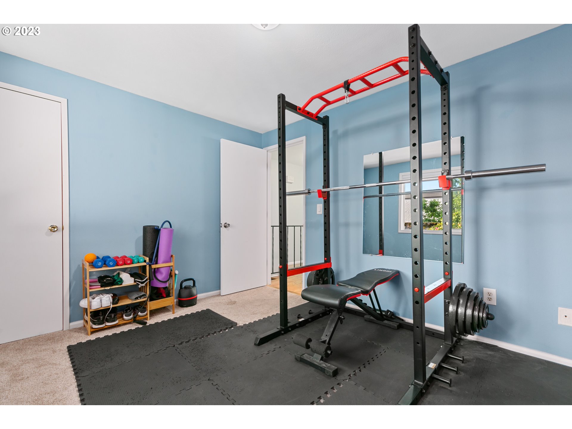 371 NE VILLAGE SQUIRE AVE 8