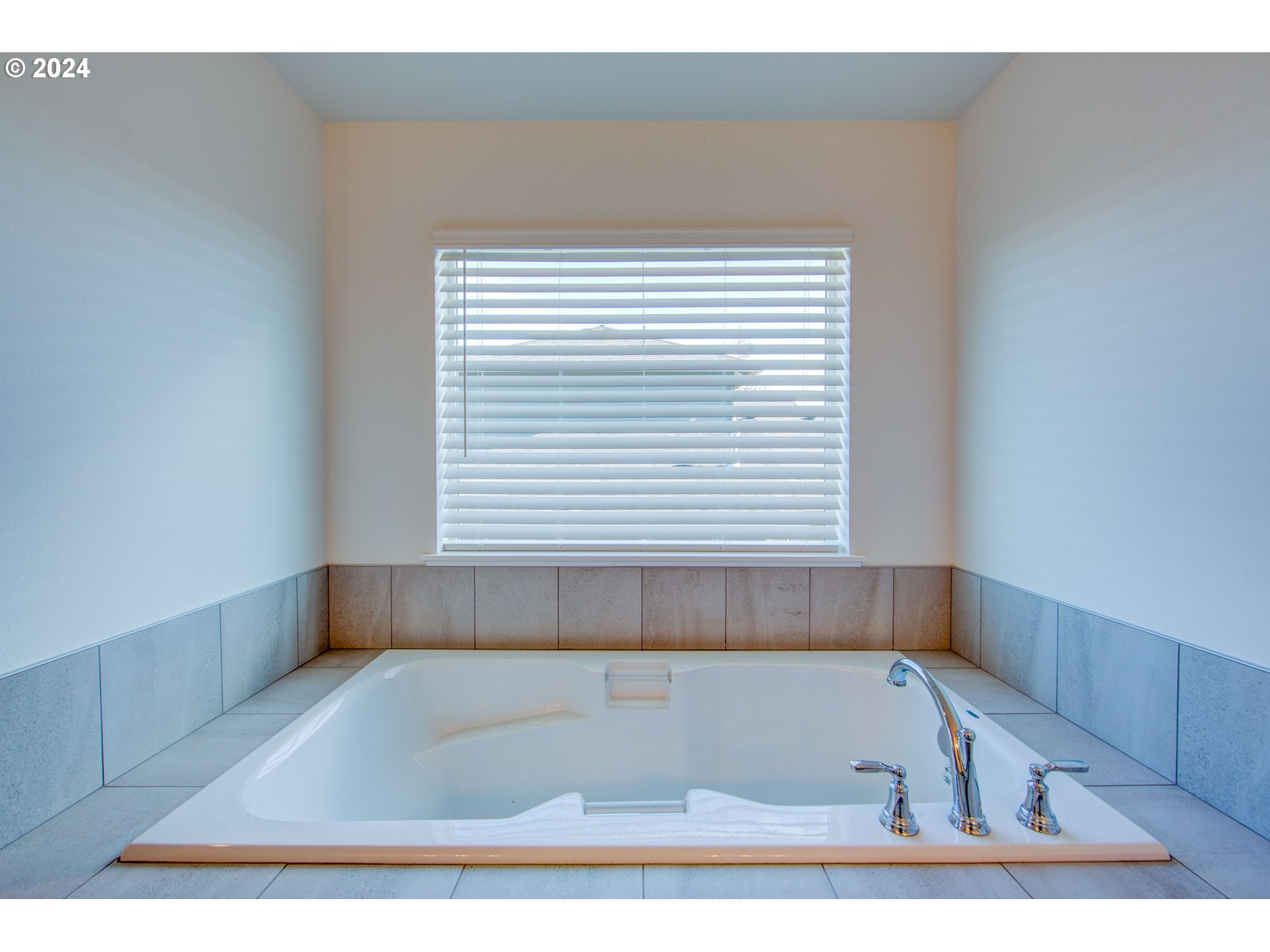 37002 SALMONBERRY ST