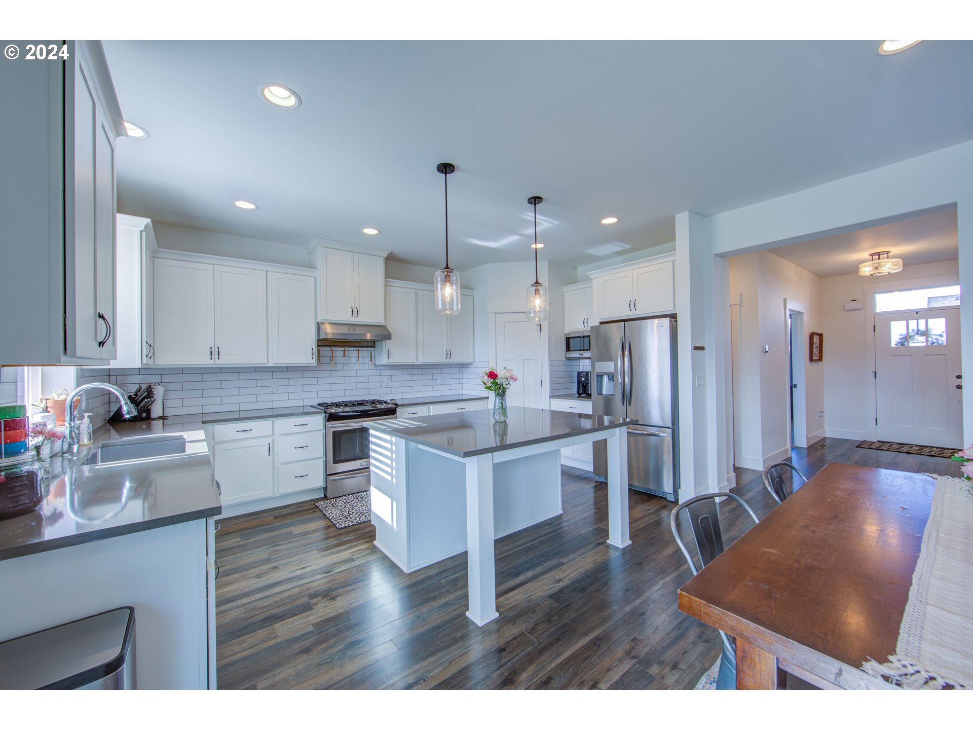 37002 SALMONBERRY ST