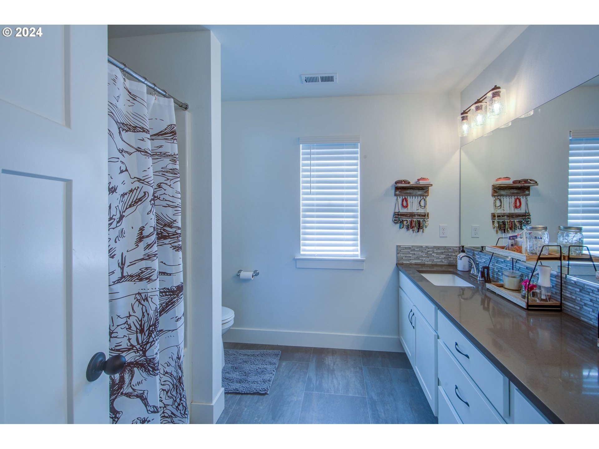 37002 SALMONBERRY ST