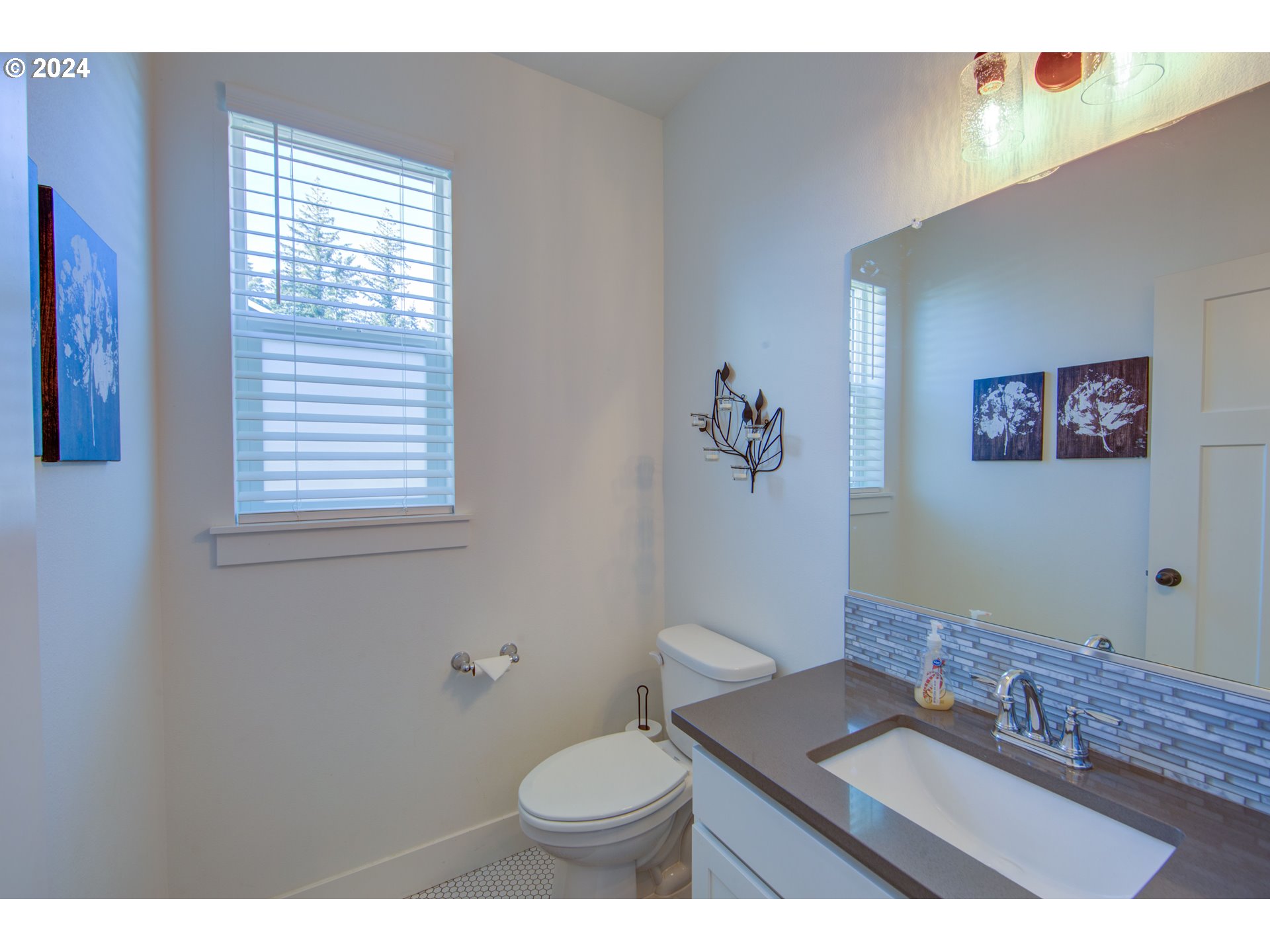 37002 SALMONBERRY ST