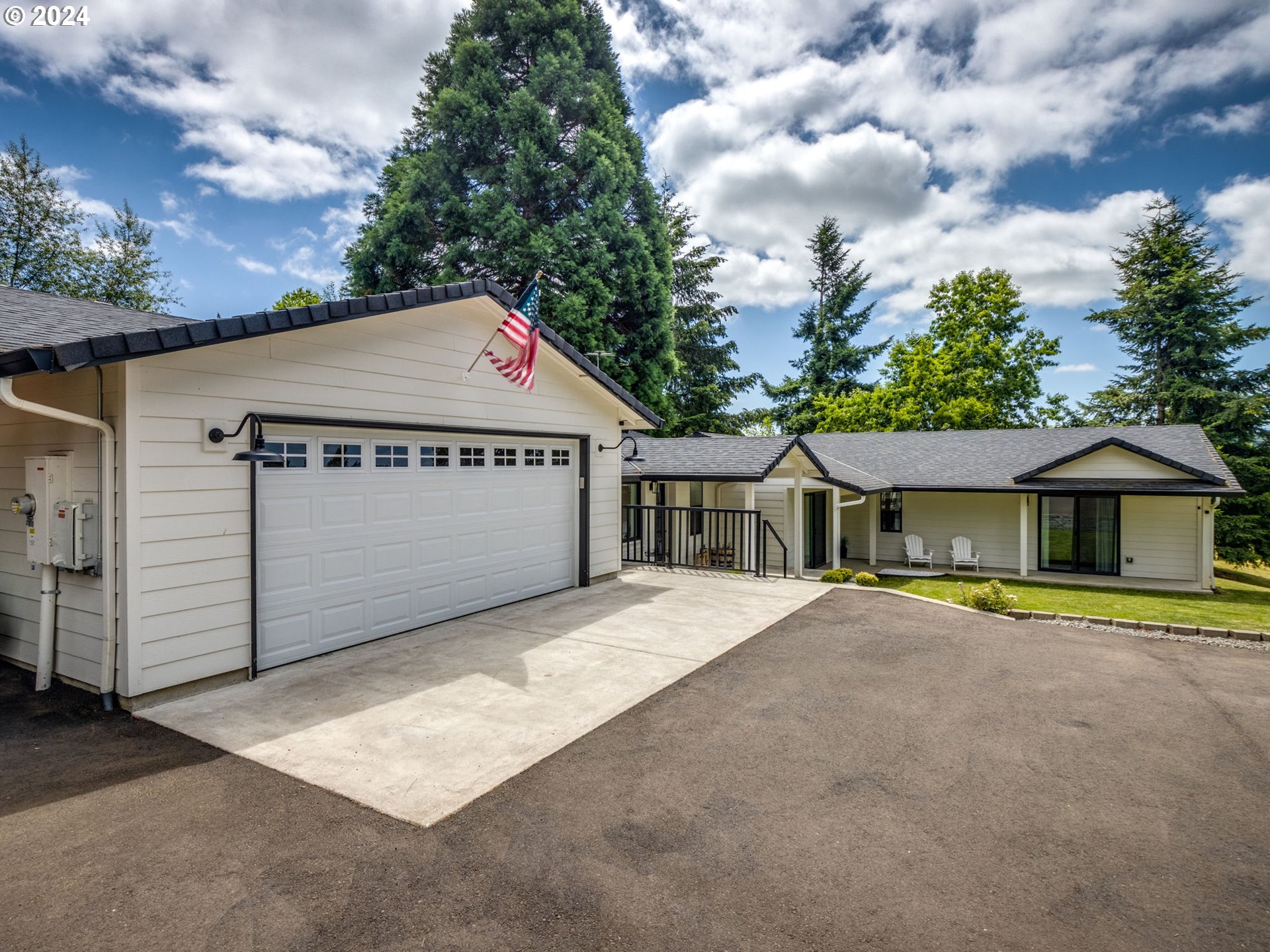 21144 SE HIGHWAY 212