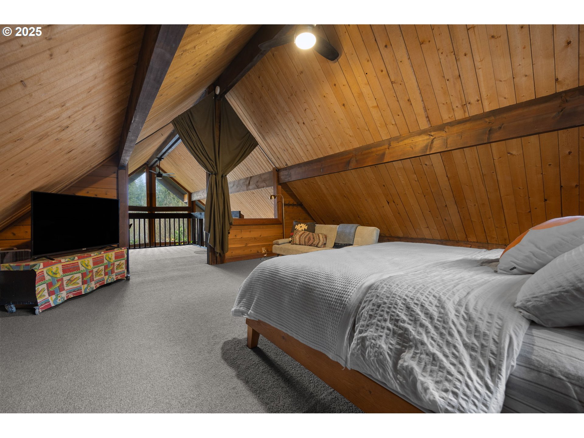 65418 E SANDY RIVER LN