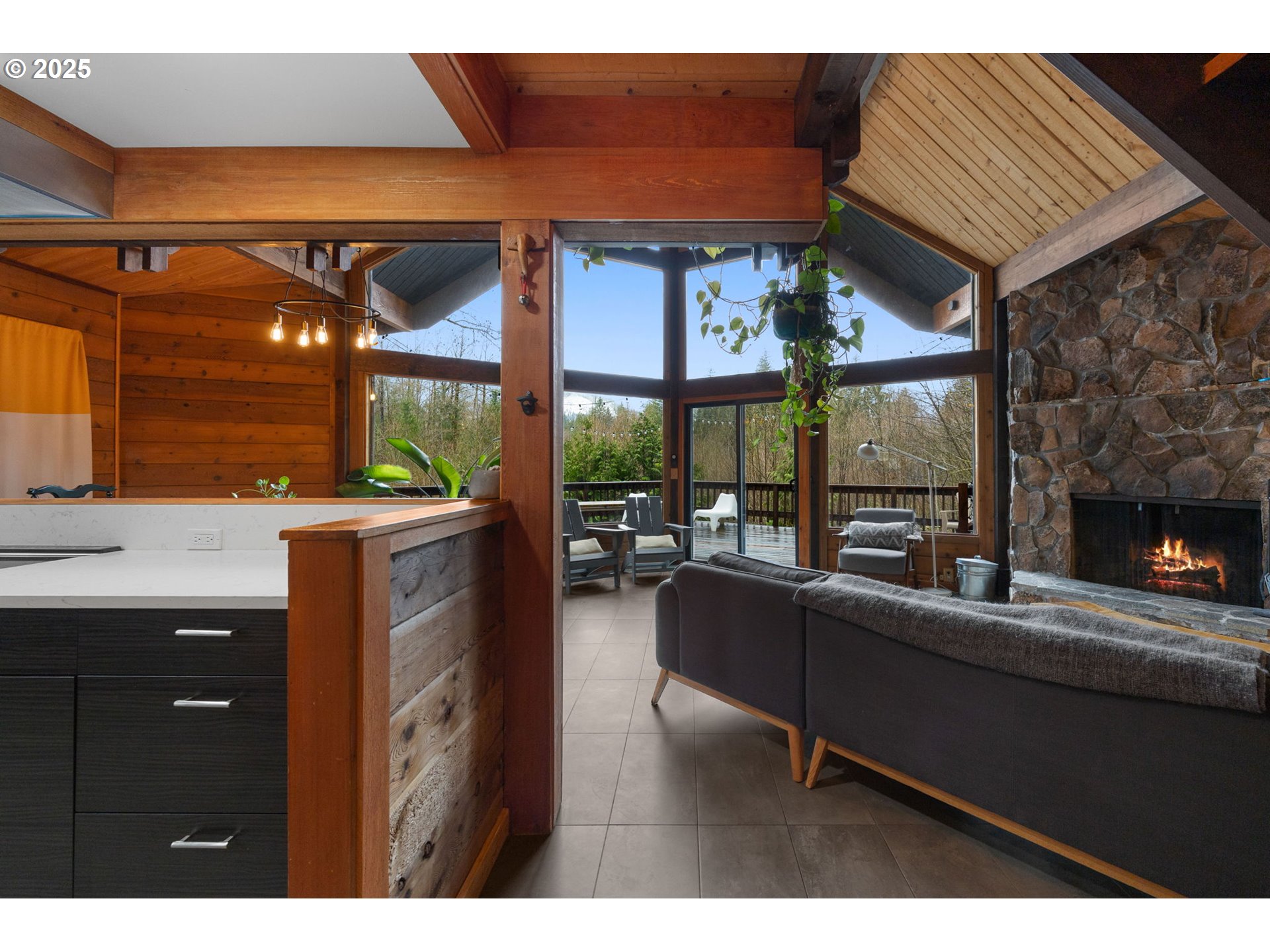 65418 E SANDY RIVER LN