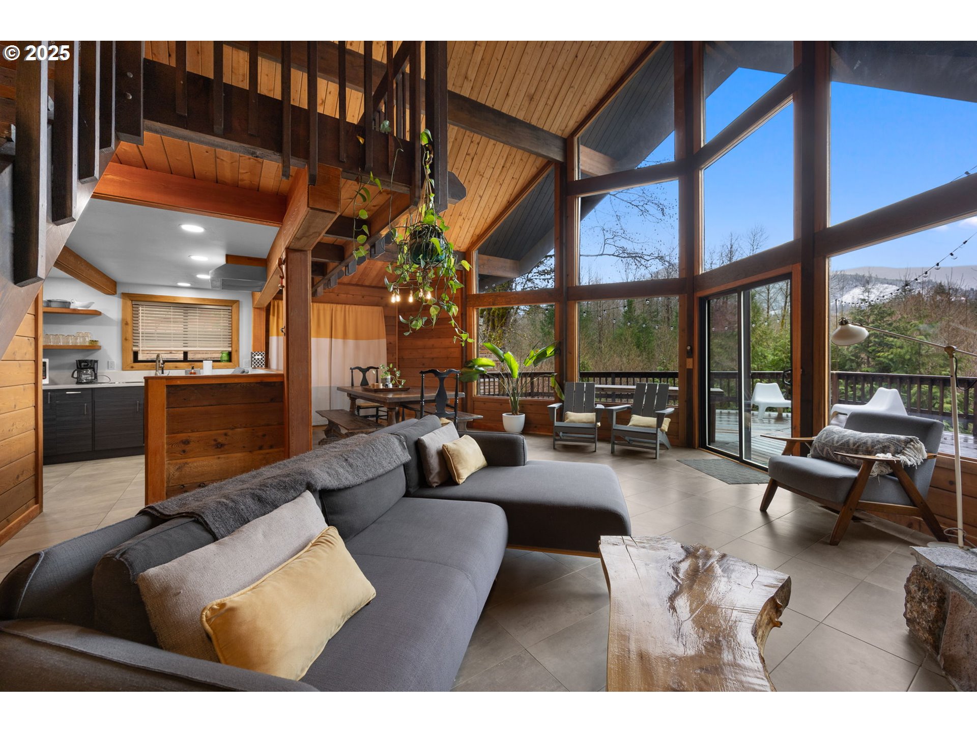 65418 E SANDY RIVER LN