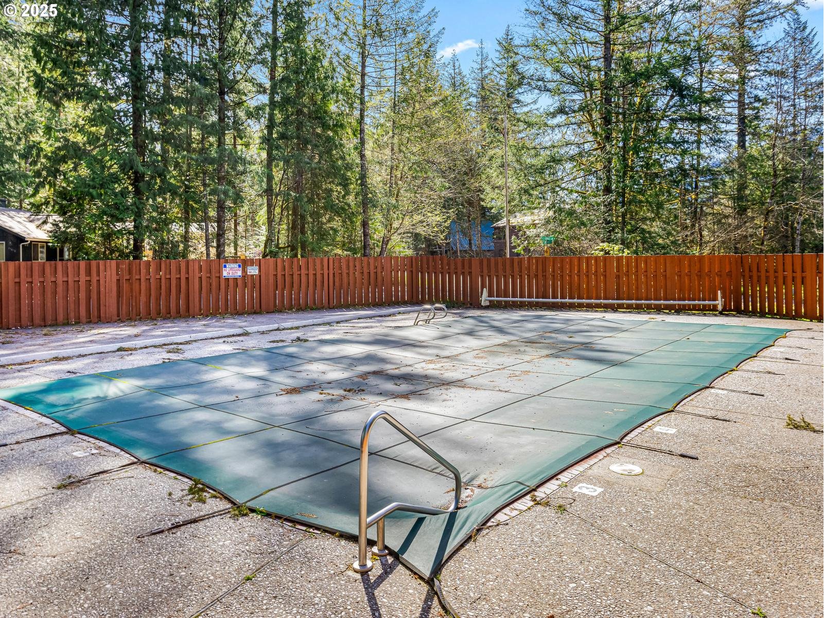 65418 E SANDY RIVER LN