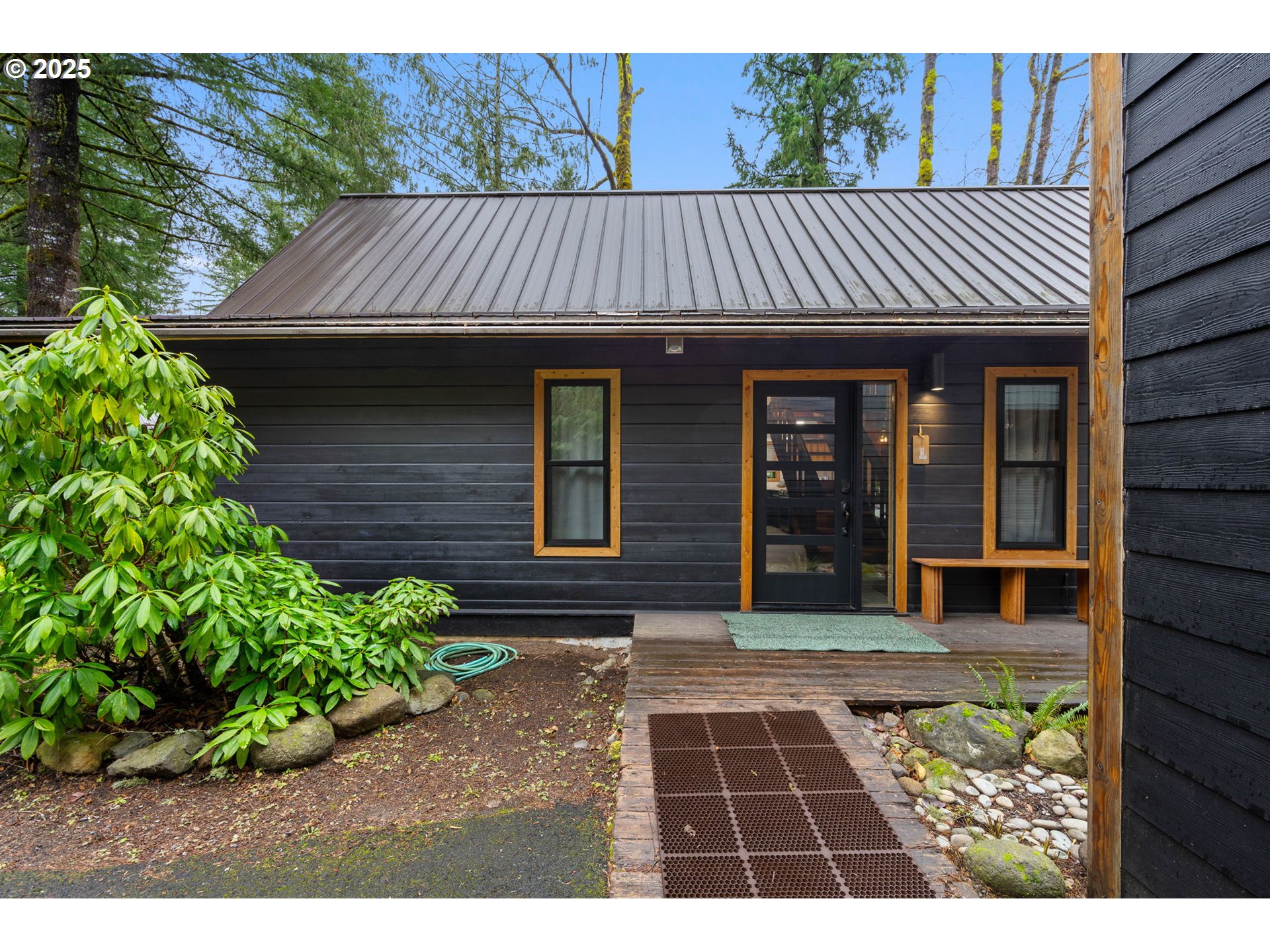 65418 E SANDY RIVER LN